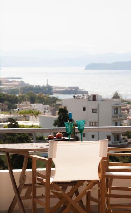 Wide-View & Quiet Apartment Chania La Canea Exterior foto