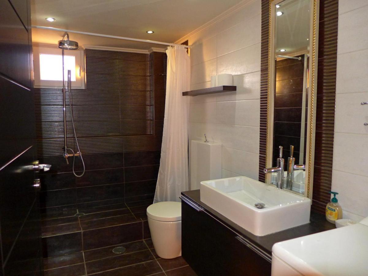 Wide-View & Quiet Apartment Chania La Canea Exterior foto