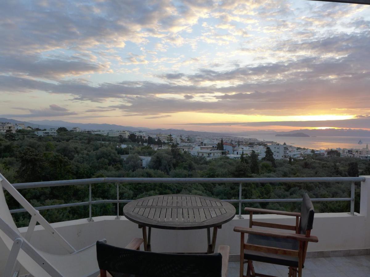 Wide-View & Quiet Apartment Chania La Canea Exterior foto