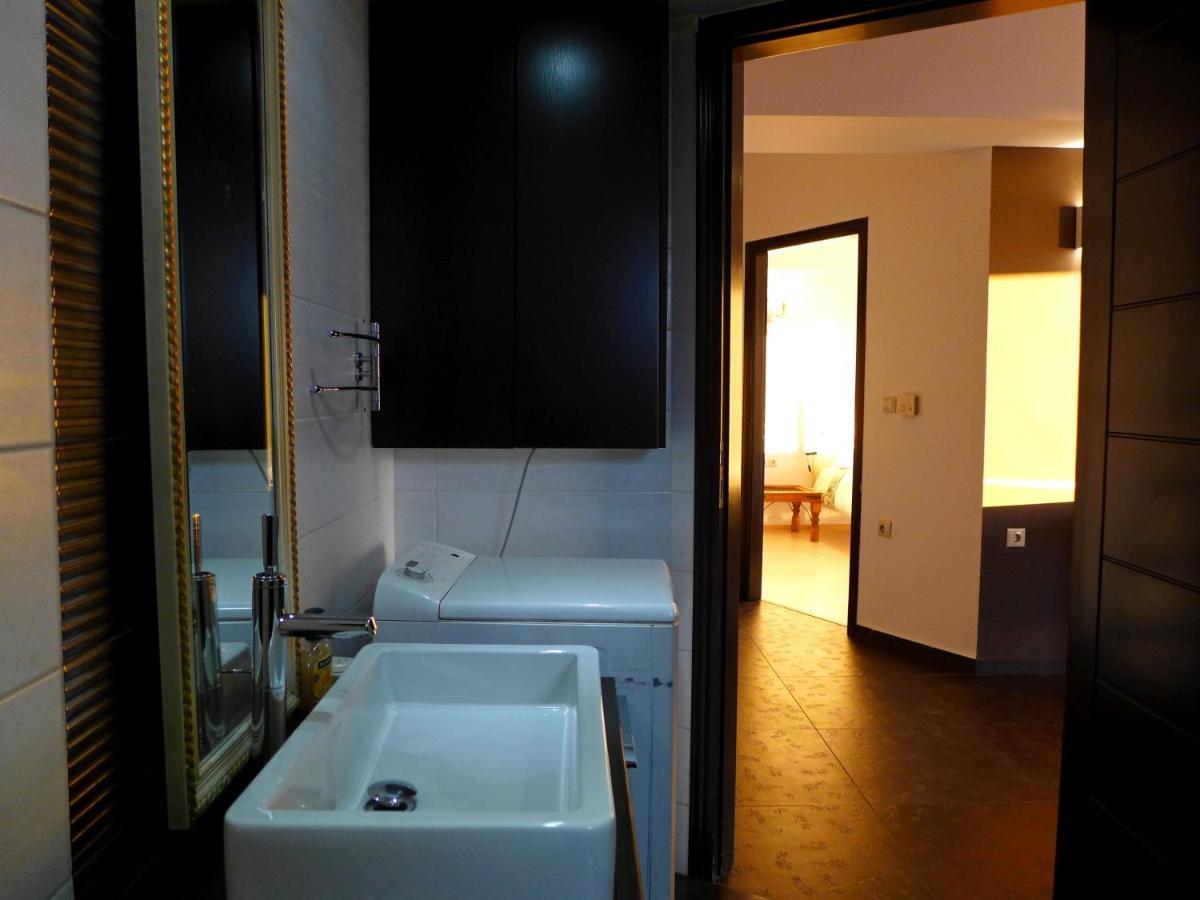 Wide-View & Quiet Apartment Chania La Canea Exterior foto